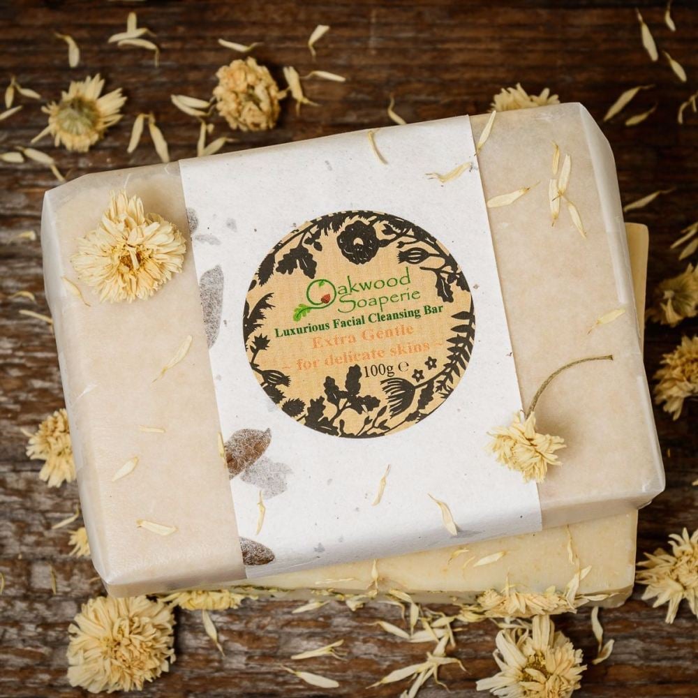 Extra Gentle Cleansing bar with Chamomile and Goat's milk