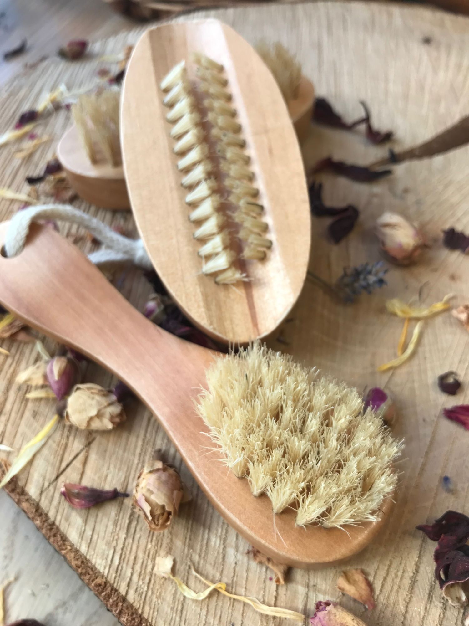 Facial brushes