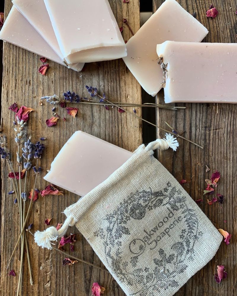 Individual Guest soaps in a hand printed drawstring bag. 
