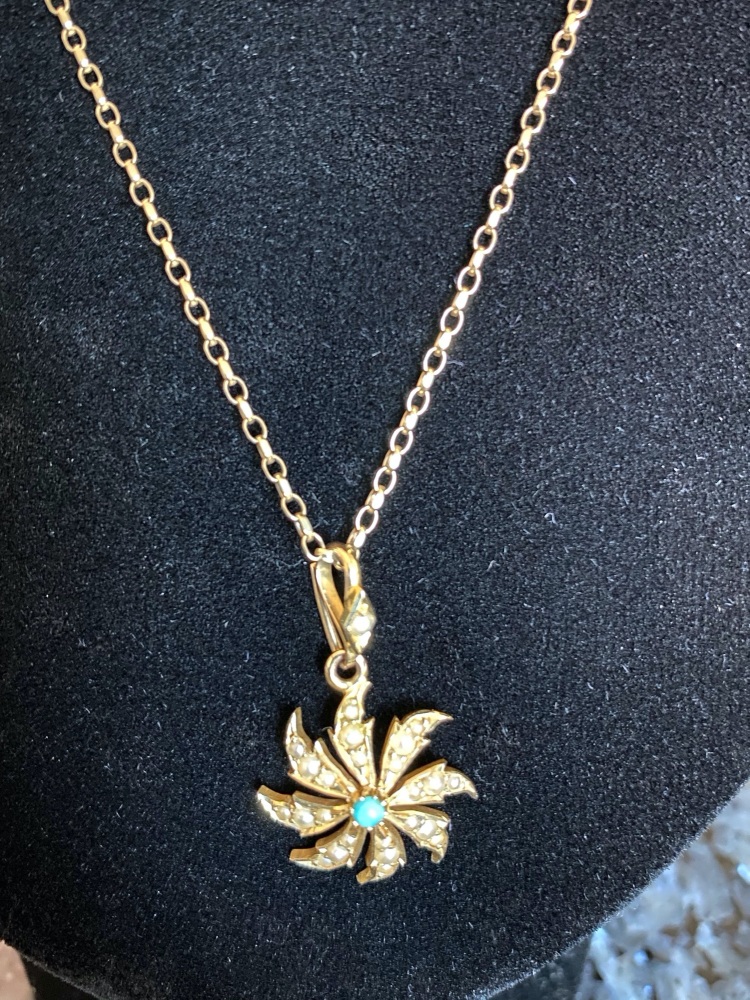 Old jewellery outlet for sale