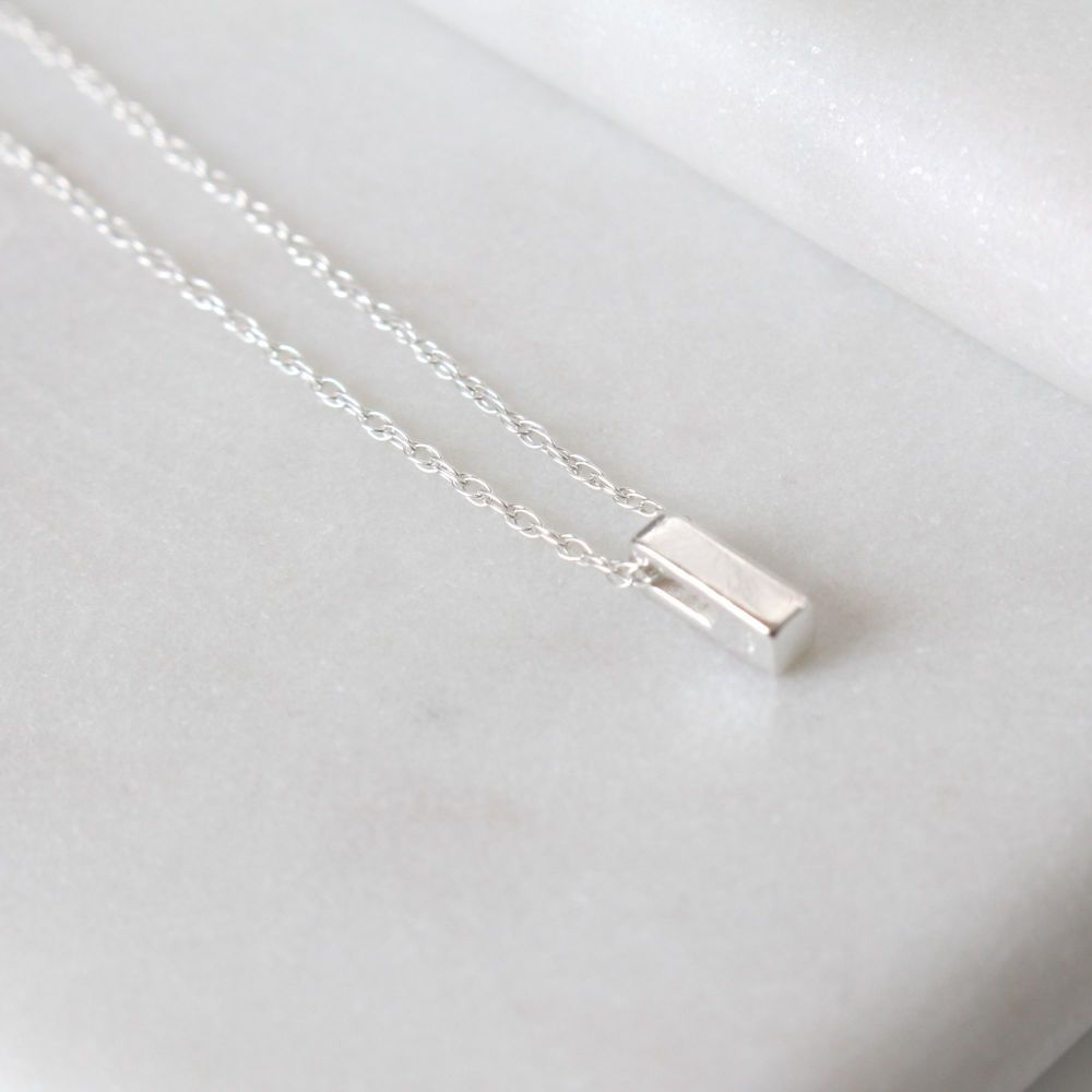 Sterling Silver Letter I Initial Pendant Necklace | Jewellery | Polly Red