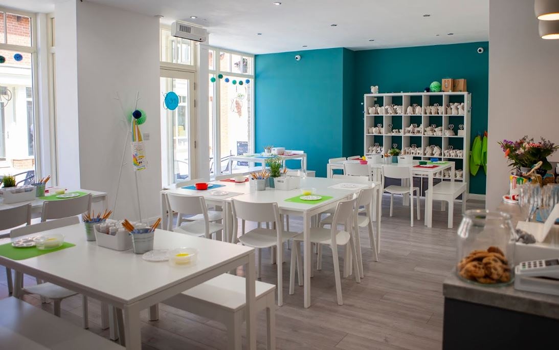 Pottery_Painting_Cre8_10_things_to_do_in_Towcester