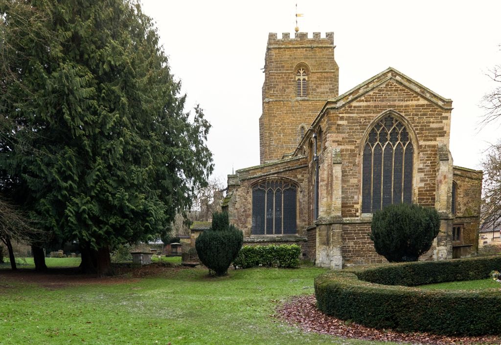 St_Lawrence_Church_10_things_to_do_in_Towcester