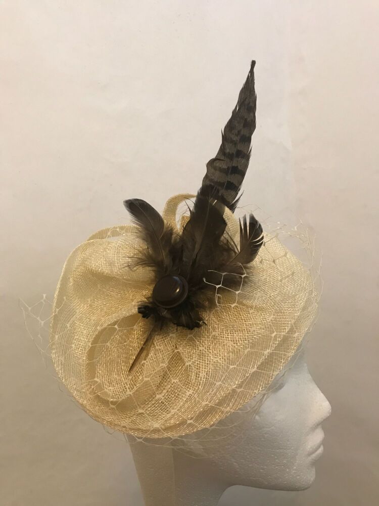 Lemon with pheasant feather side