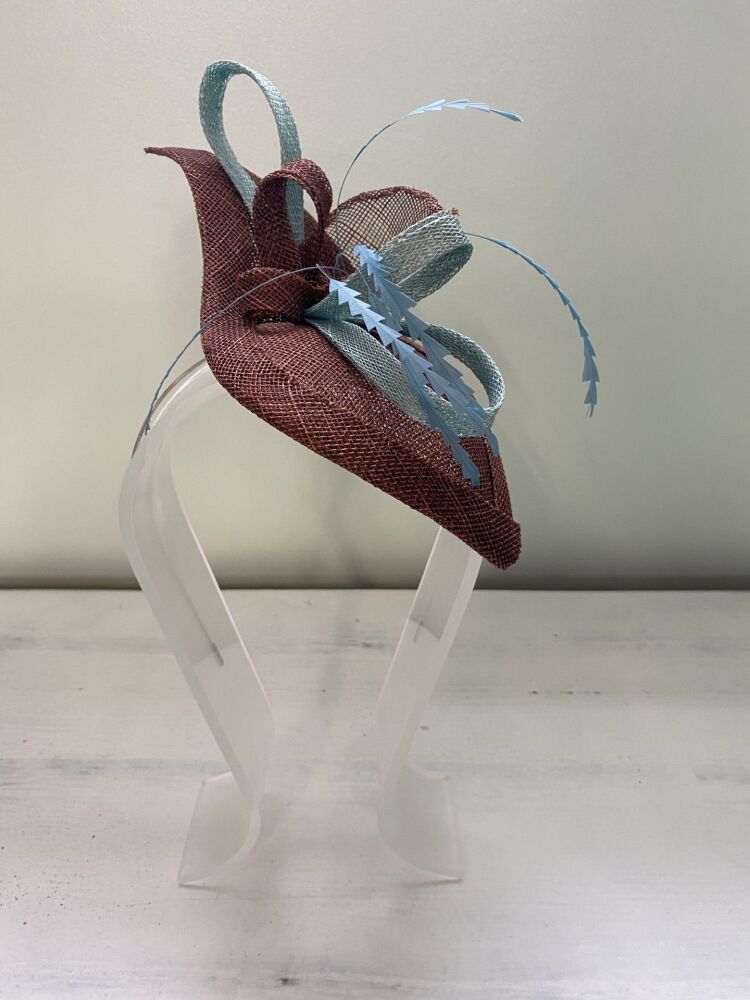 Brown & turquoise front