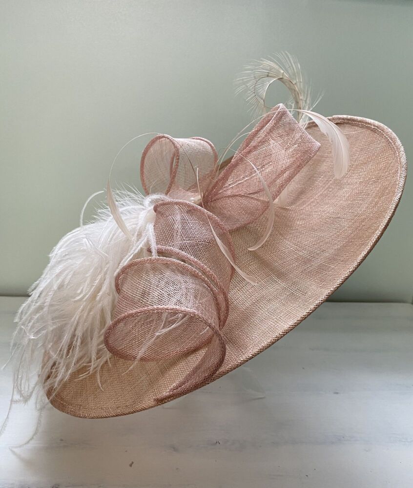 Latte large fascinator