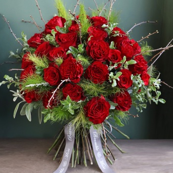 5. Ultimate Luxury, 50 Red Roses