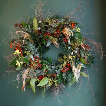 1a. The Hedgerow, Door  Wreath - 3 sizes available