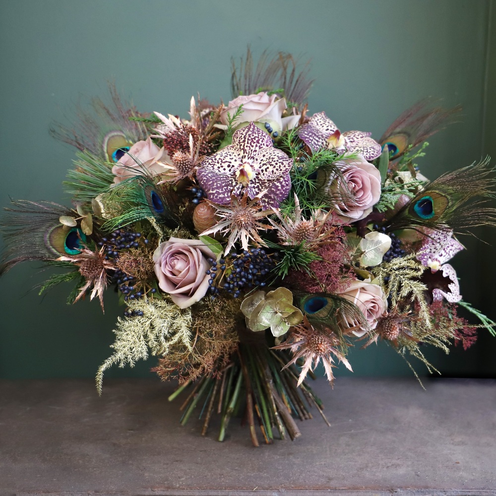 C1. Gustav -  Hand-Tied Bouquet - 5 sizes available