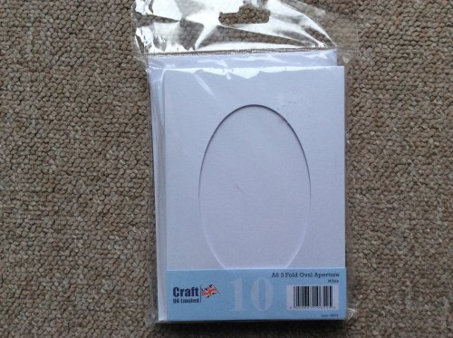 Craft Uk Ltd A6 3 fold Oval Aperture White, card and envelopes pk of 10 10654
