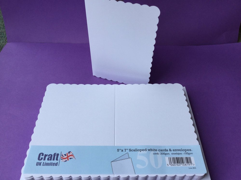 Card & Envelope pks 5x7 White Scalloped pk of 50 cards-300gsm,env-100gsm  line no 835