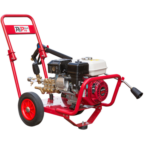 Petrol powered high pressure washer with a Honda GX200 engine