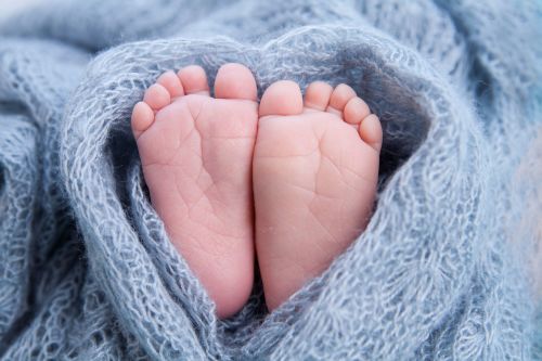 tiny-foot-of-newborn-baby