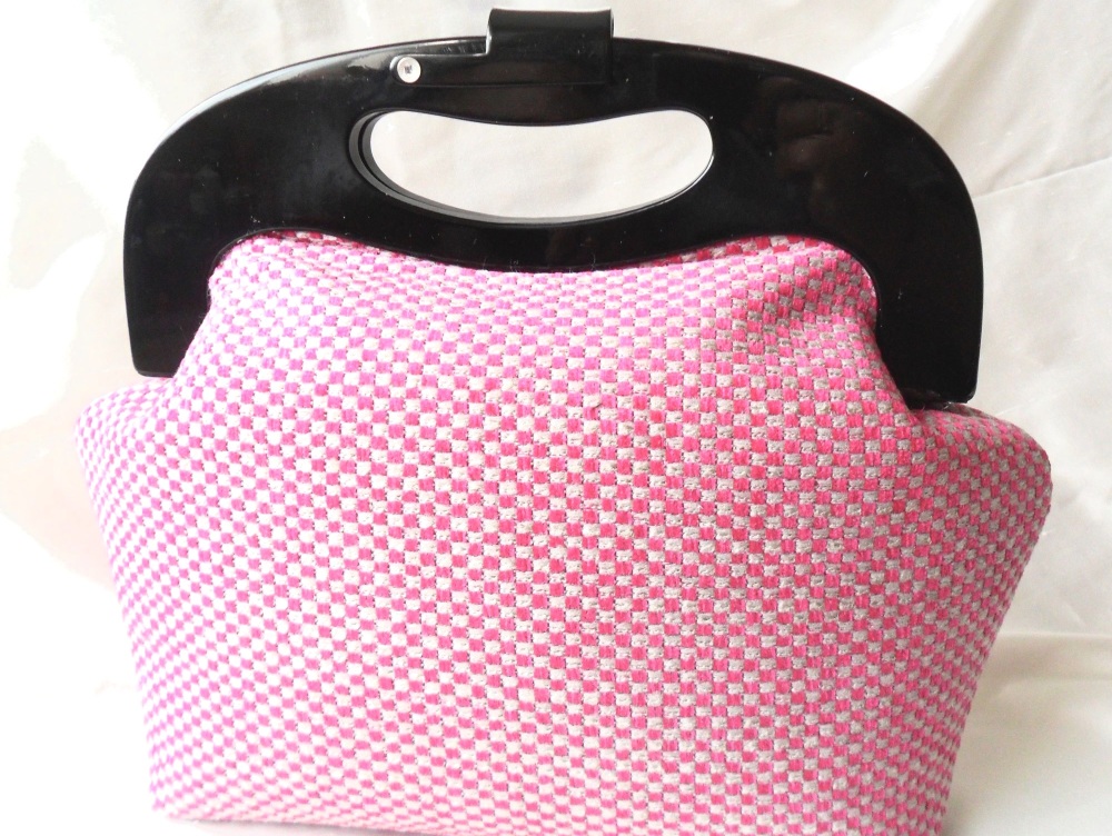 Pink retro handbag
