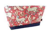 Red tapestry washbag