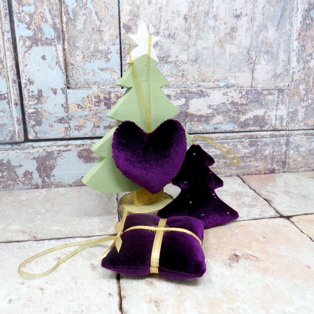 Velvet tree decorations