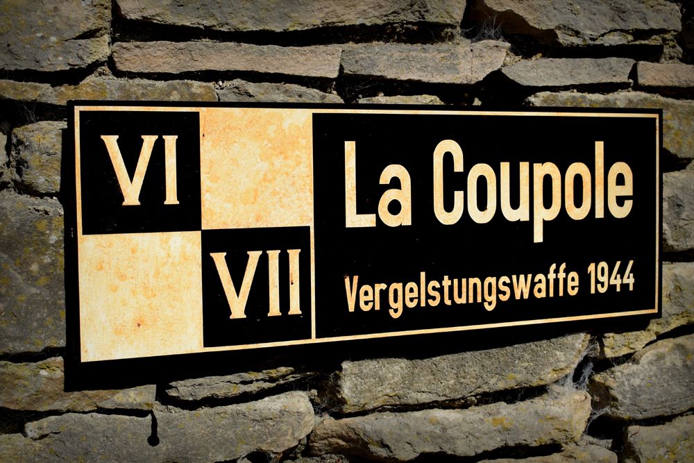 La Capoule display signs (4)