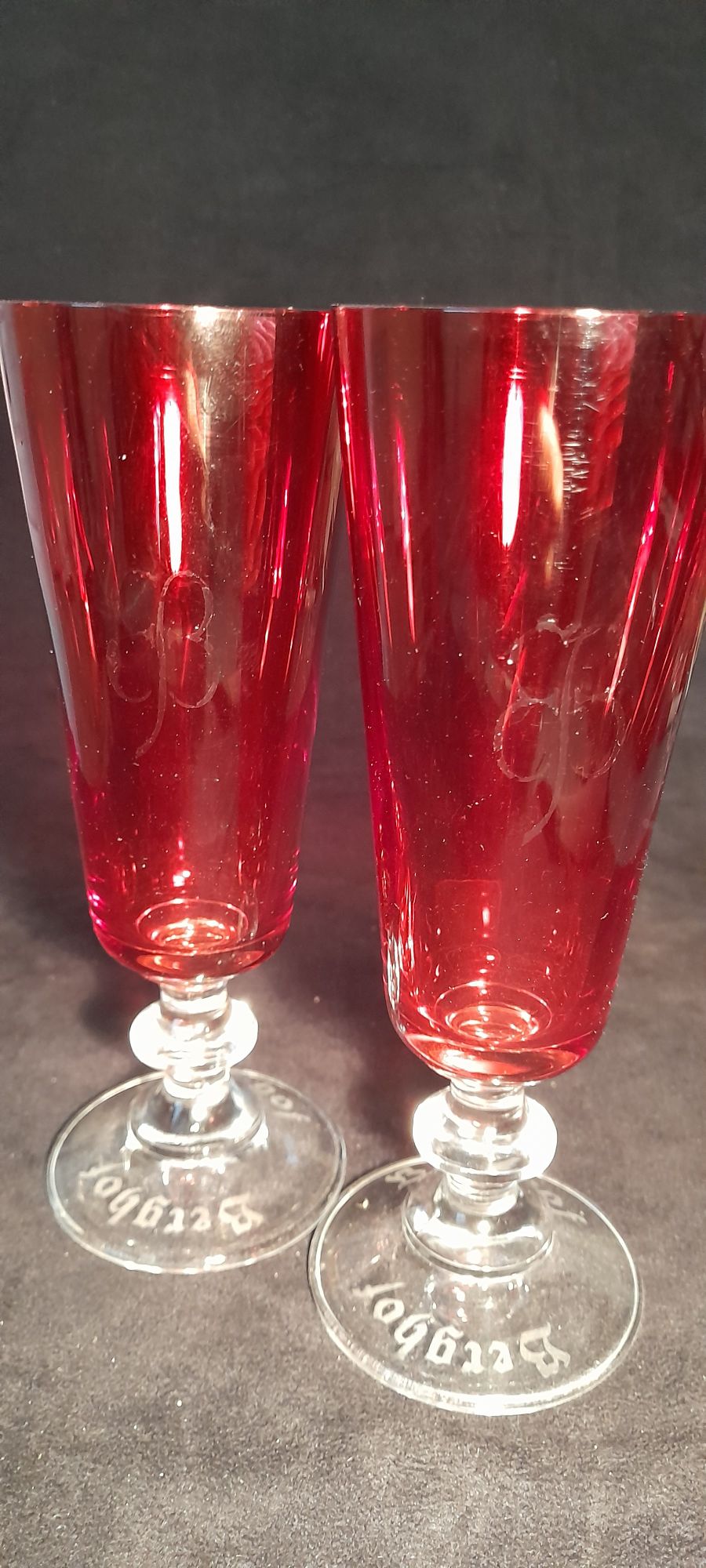 Berghof Wine Goblets (pair) (slight defect))