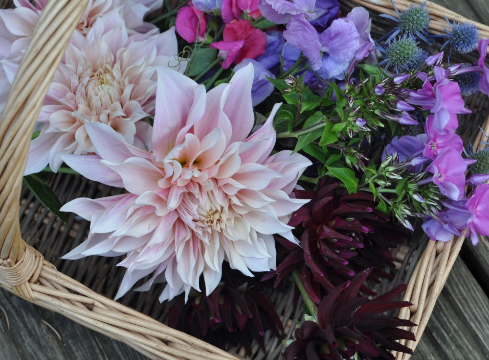 Cut flower trug