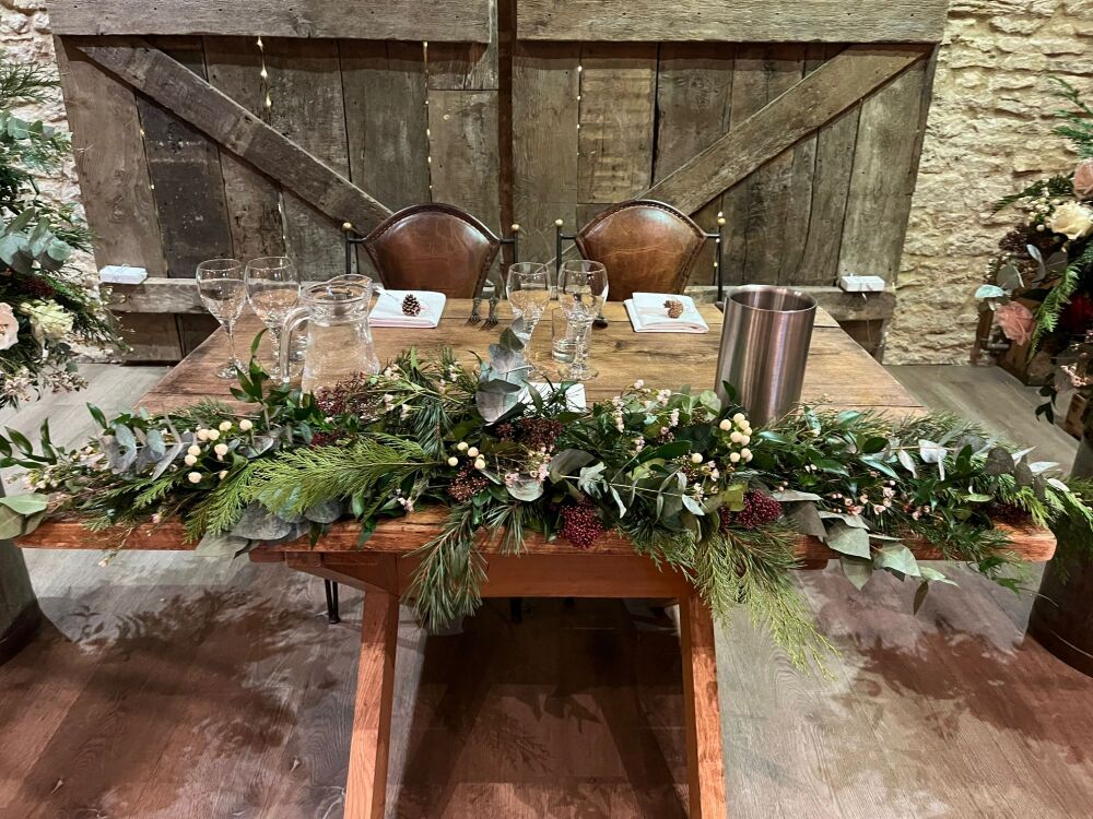December wedding top table