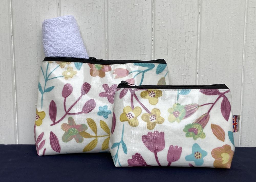 Wash Bags and Make-up Purses