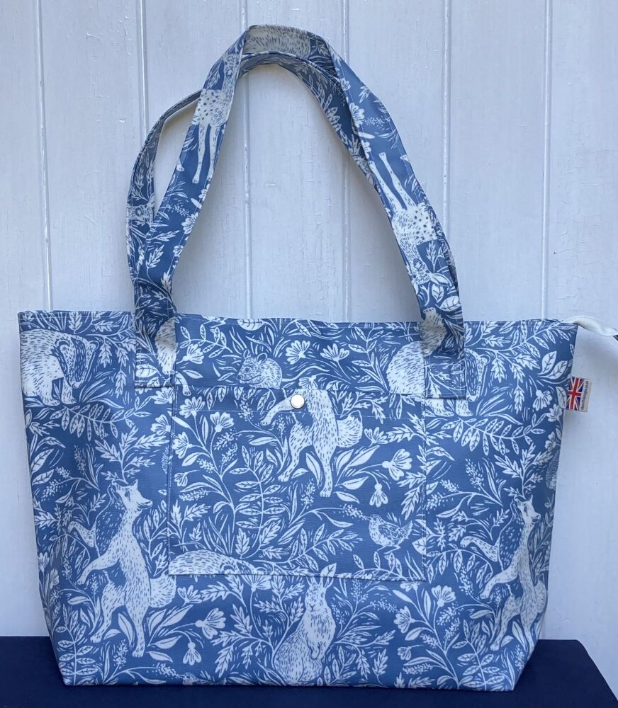 Country Wildlife Large Oilcloth Zipped Bag