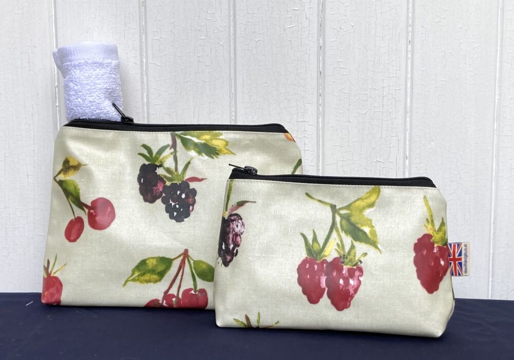 Juicy Berries Oilcloth Wash Bag/Make-up Bag