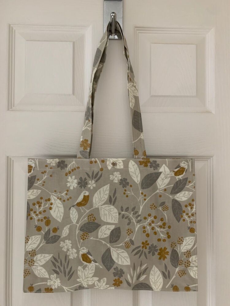 Little Robbin Oilcloth Long Handle Gusset Bag