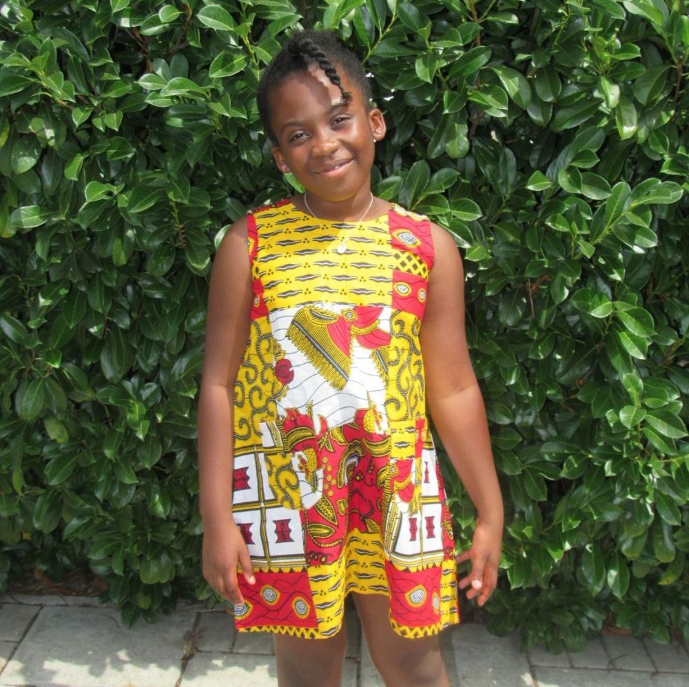 Little Girl's Dress  Sleeveless  Dress / Kuay