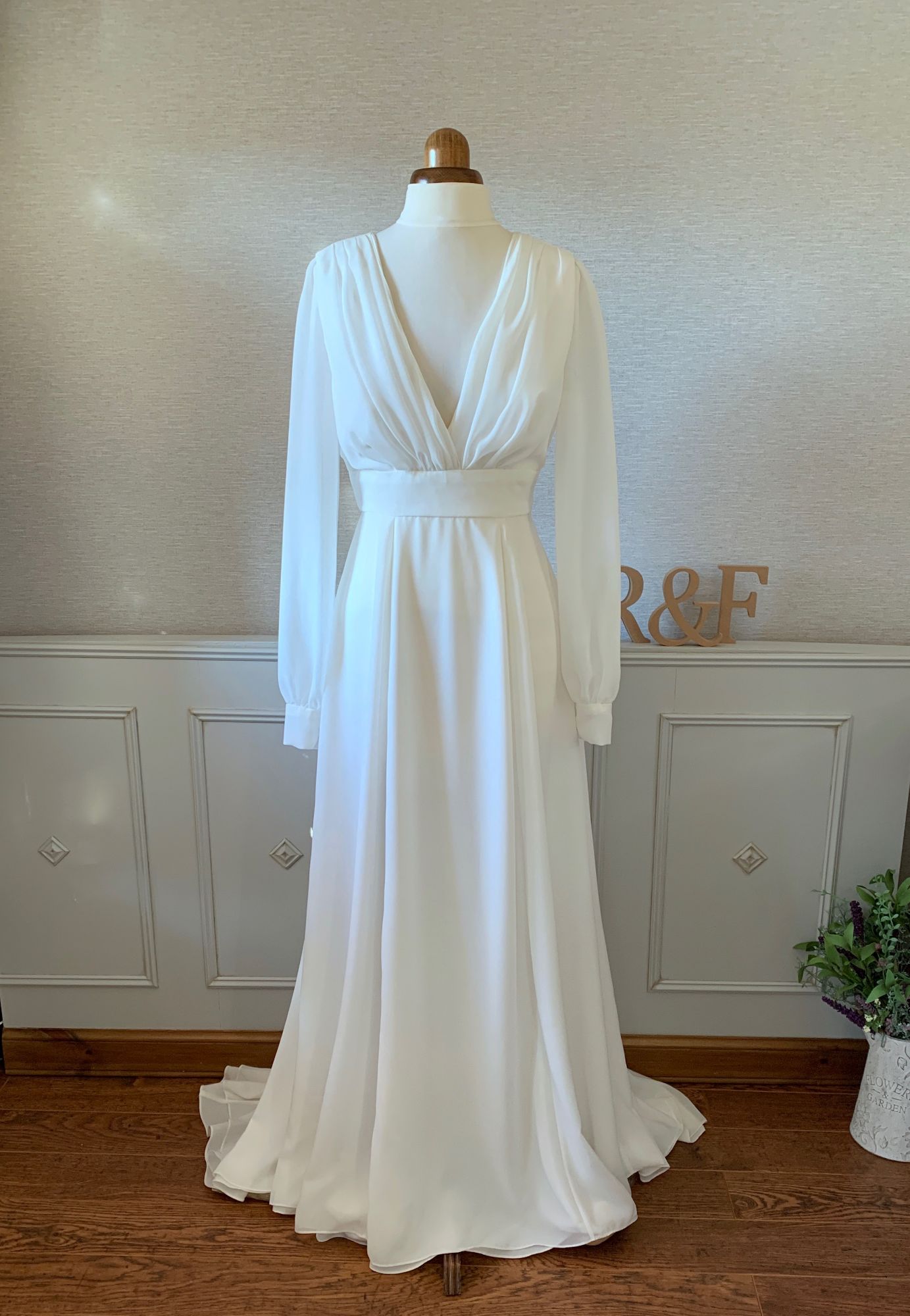 Ivory chiffin boho alternative wedding dress