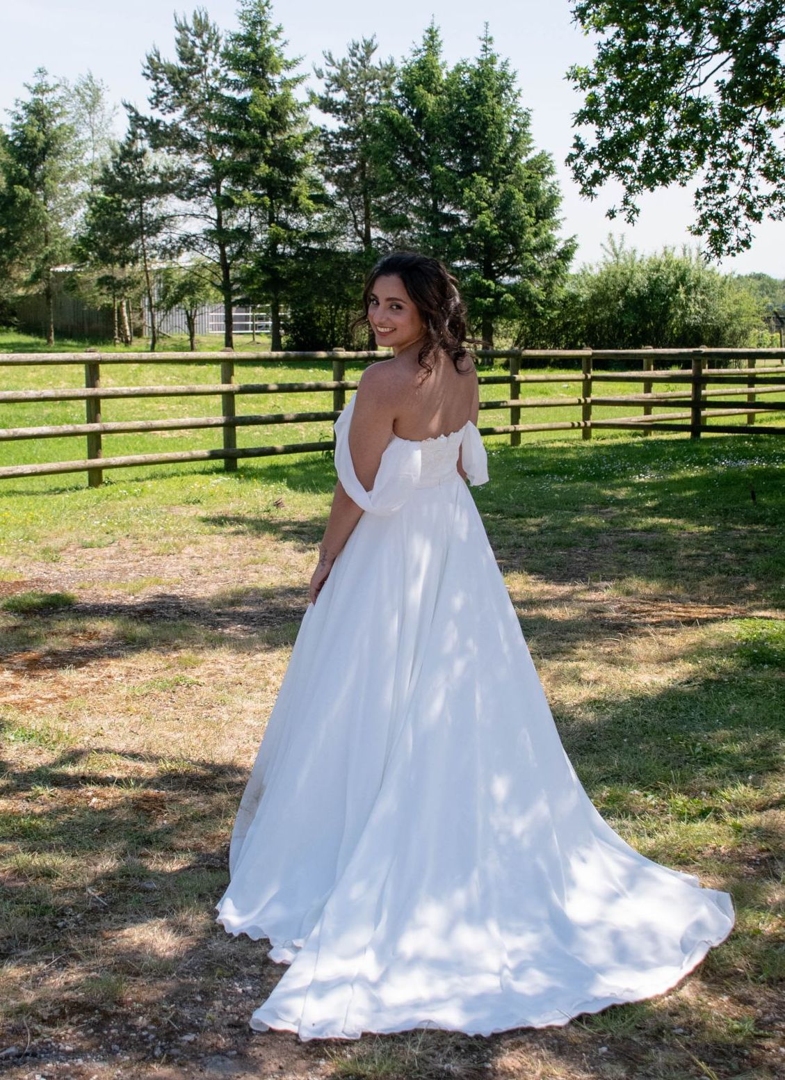 Chiffon wedding dress