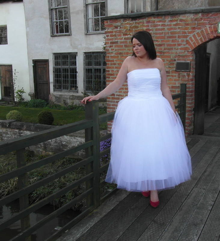 1950s ballerina length tea length dress