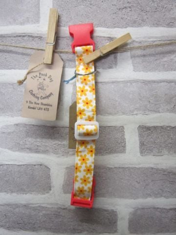 Handmade Posh Dog Collar 004 - adjustable fabric collar *