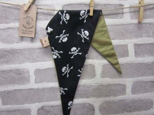 Handmade Posh Dog Bandanna - 220 - fits neck up to 15