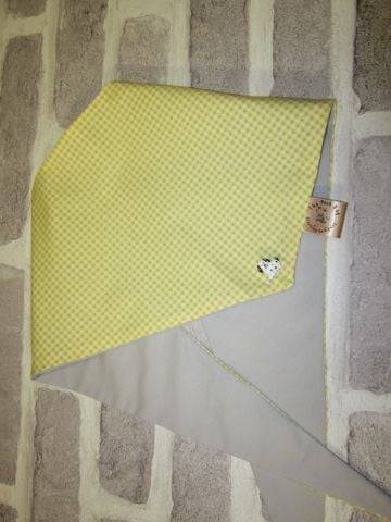 Handmade Posh Dog Bandanna - 211 - Size 4 - fits up to neck size 27