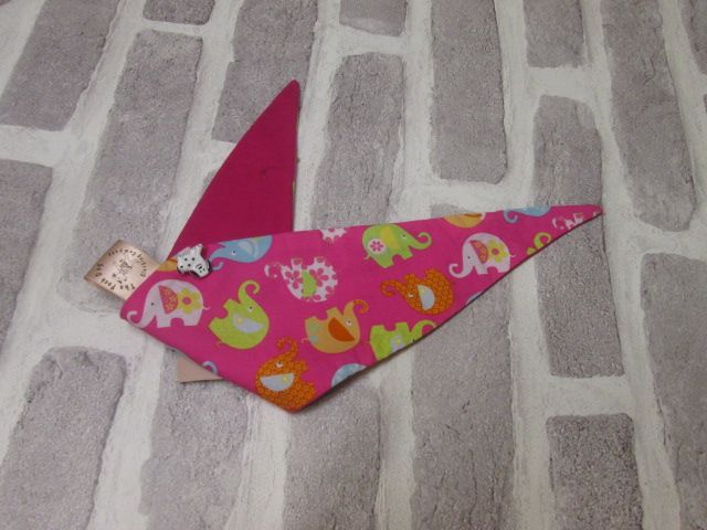 Handmade Posh Dog Bandanna 054 - size 1 - fit's a neck up to 11"