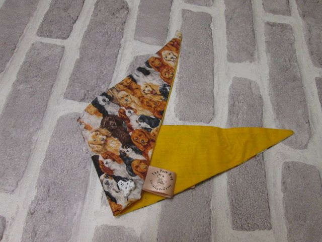 Handmade Posh Dog Bandanna 058 - size 1 - fit's a neck up to 11