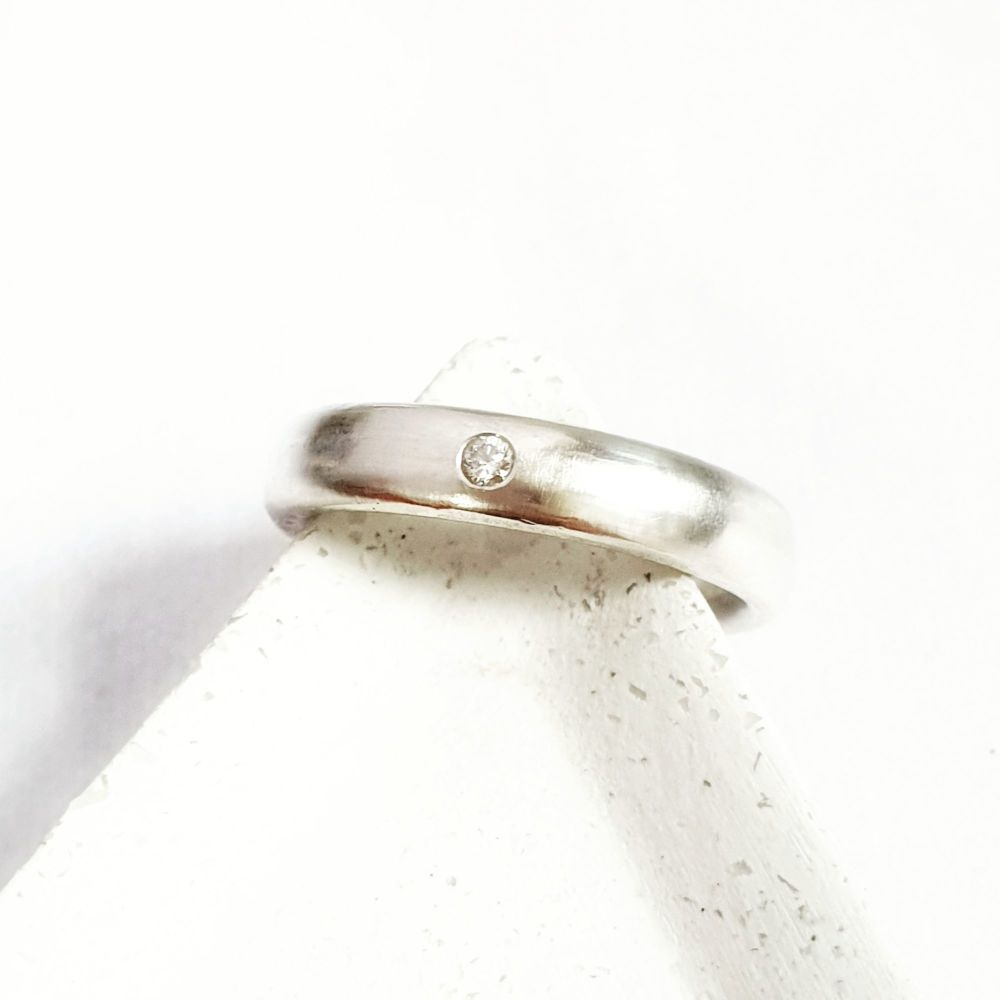 Dune Silver and Diamond Ring