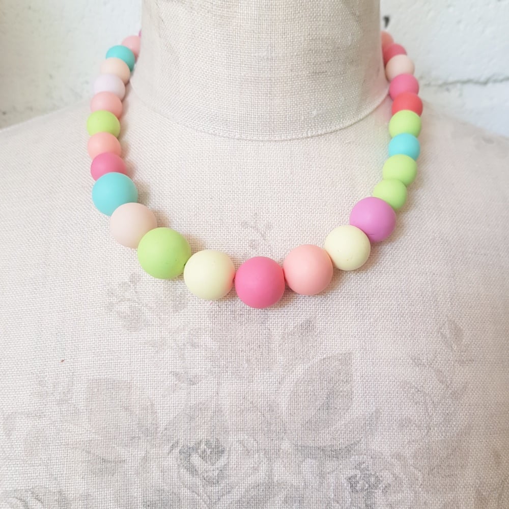 Graduated Bead Necklace in Warm Spring Colours