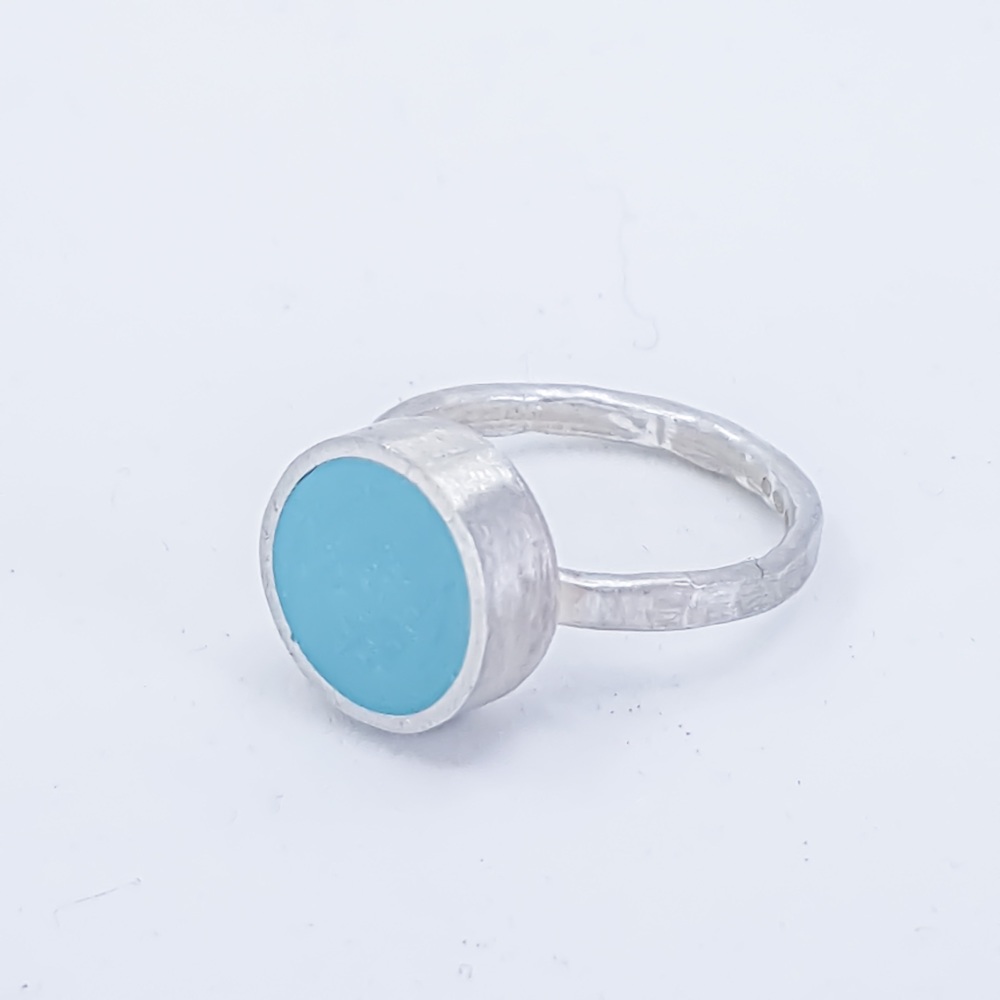 Medium Turquoise Colour Dot Ring Size N