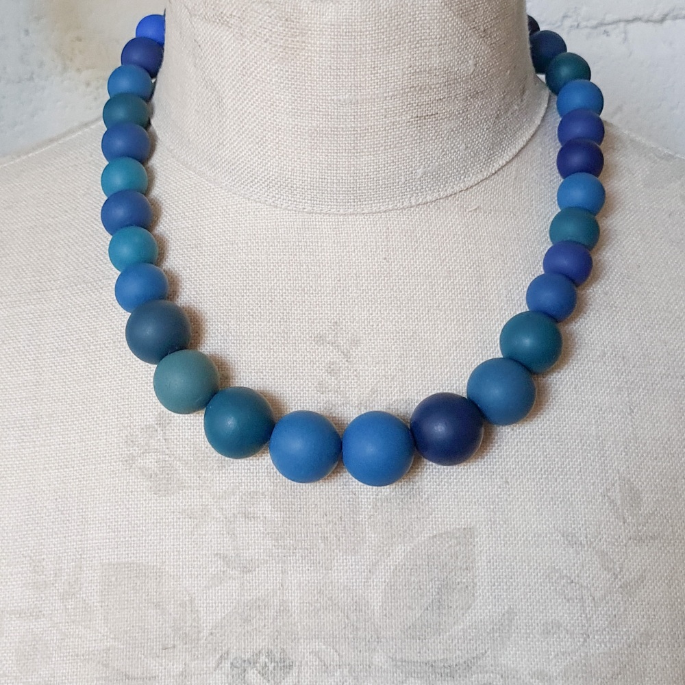 Graduated Bead Necklace in Blues