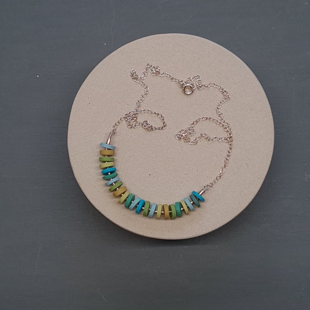 Little Disc Necklace Turquoise, Green and Yellow