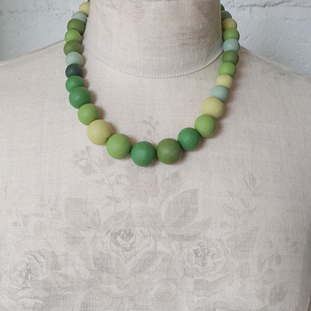 Graduated Bead Necklace in Greens