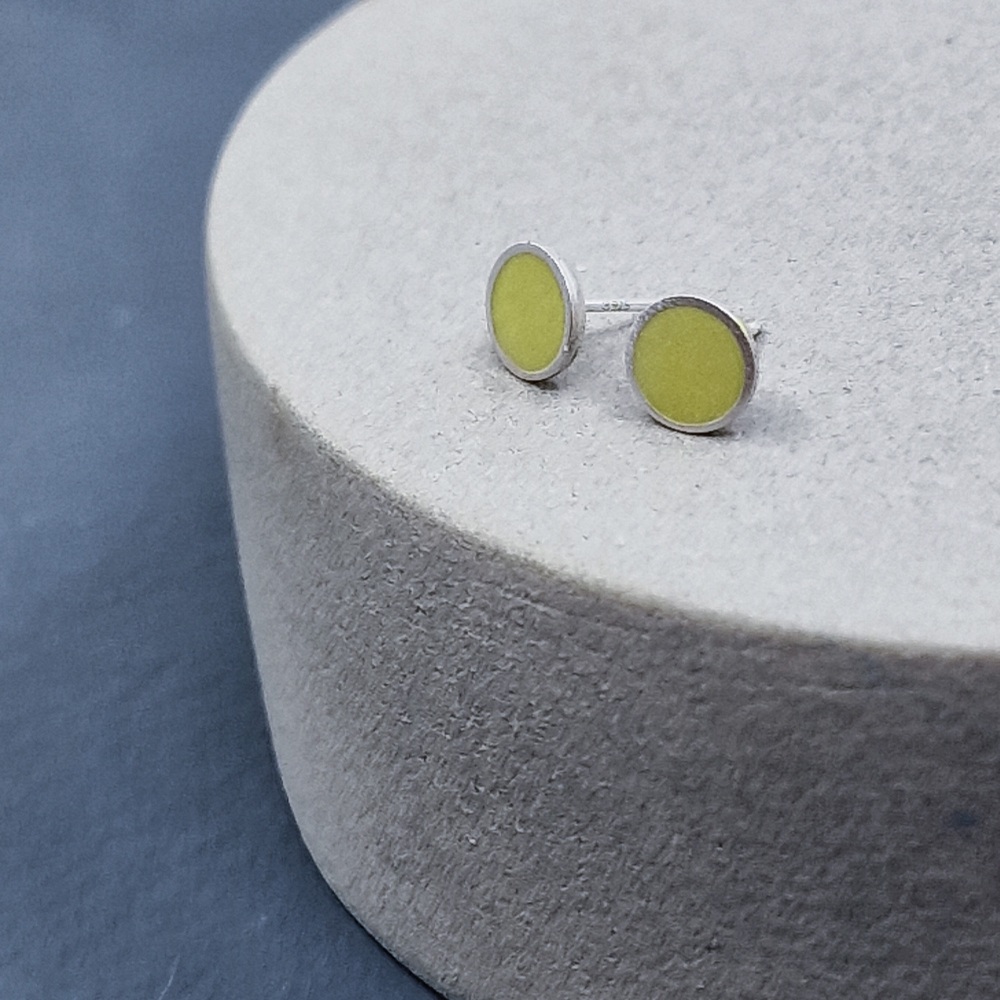 Colour Dot Studs - Medium Yellow