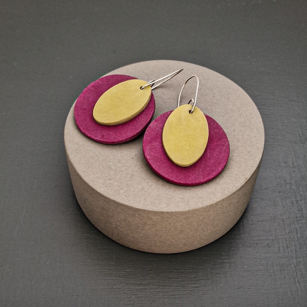 Scratched Giant Circle Earrings in Berry and Mustard