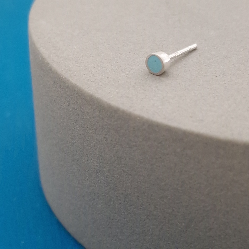Colour Dot Stud - Solo Tiny Stud Turquoise