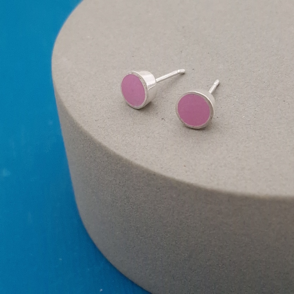 Colour Dot Studs - Medium Deep Set Pink