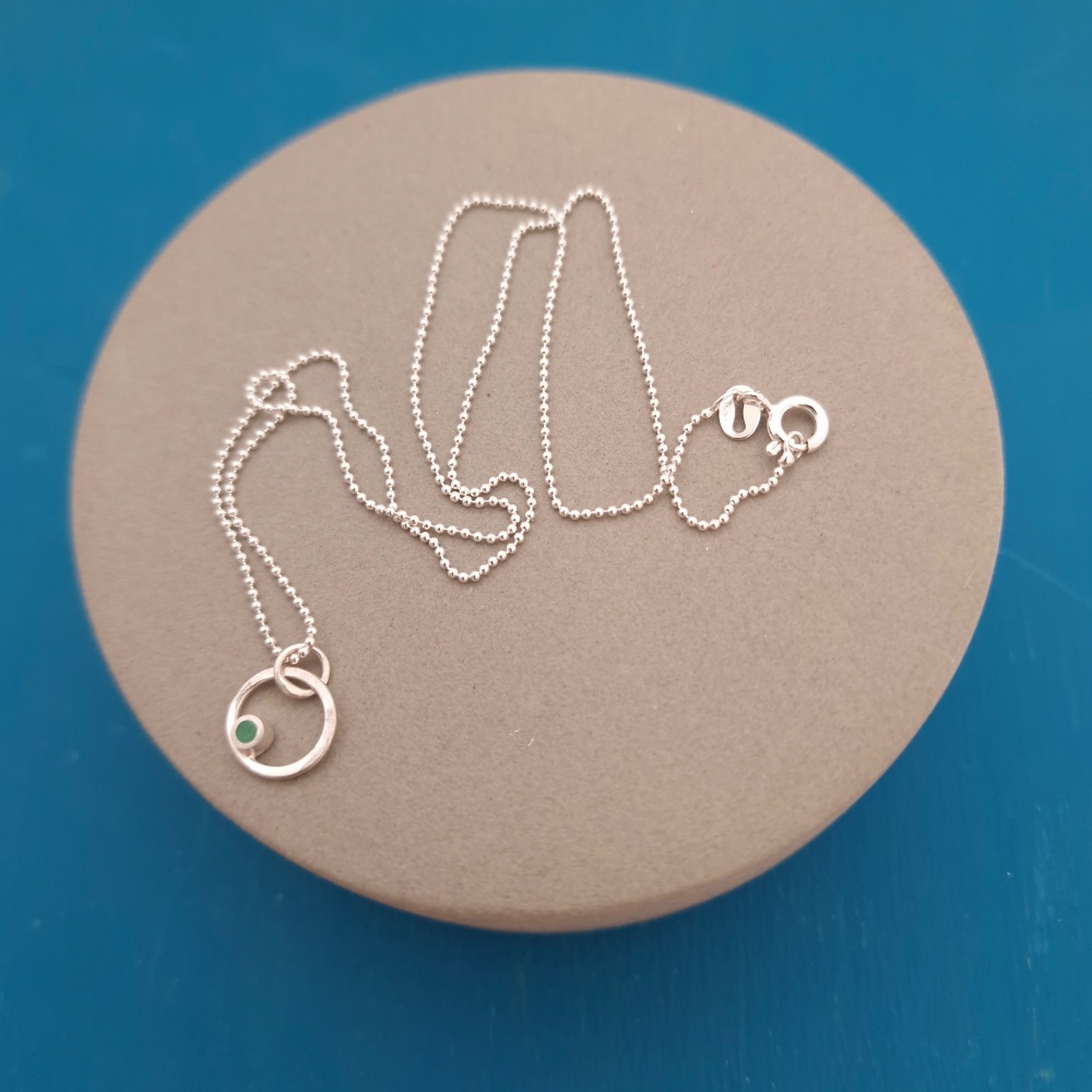Tiny Dot Pendant Green