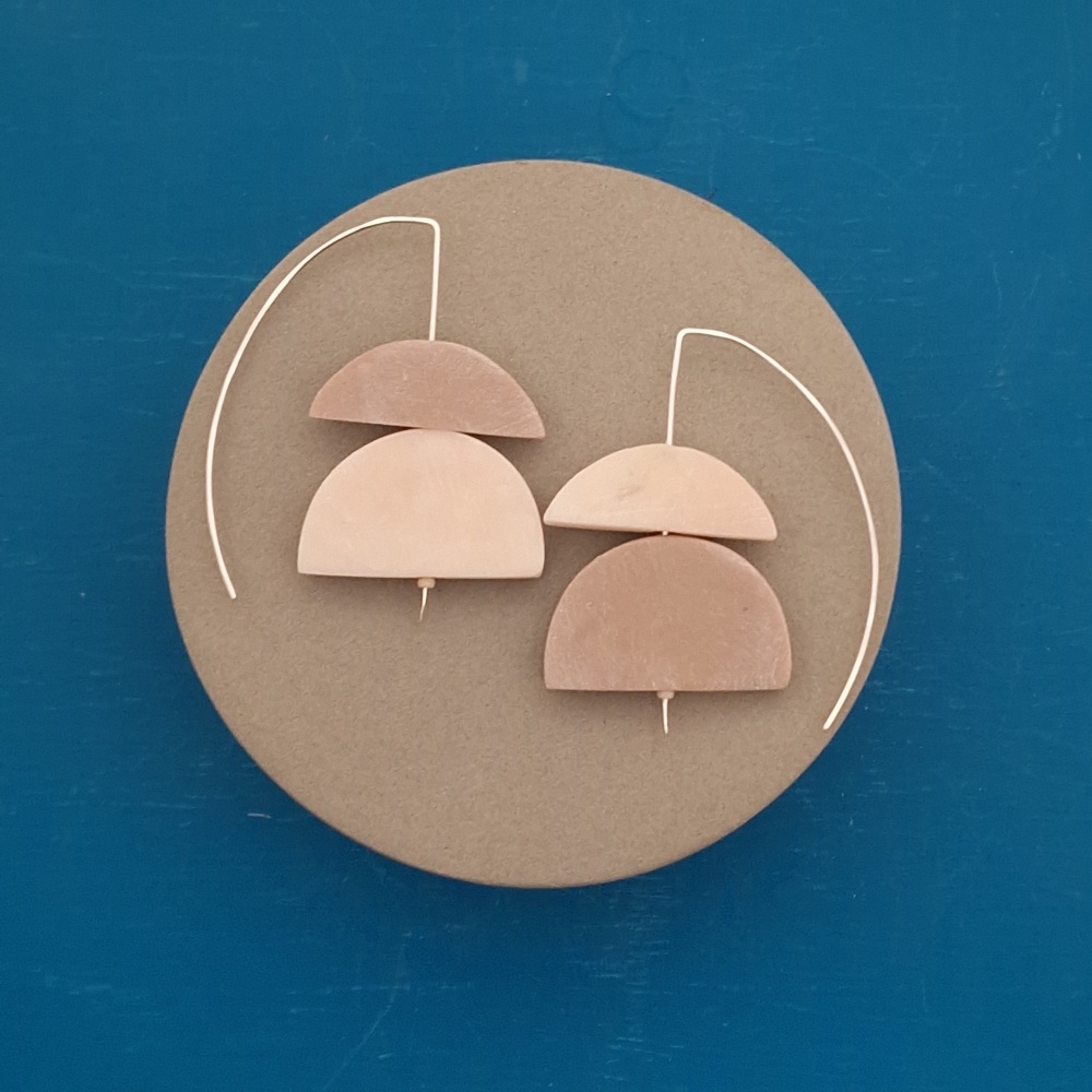 Abstract Shape Earrings pale taupe and palest pink