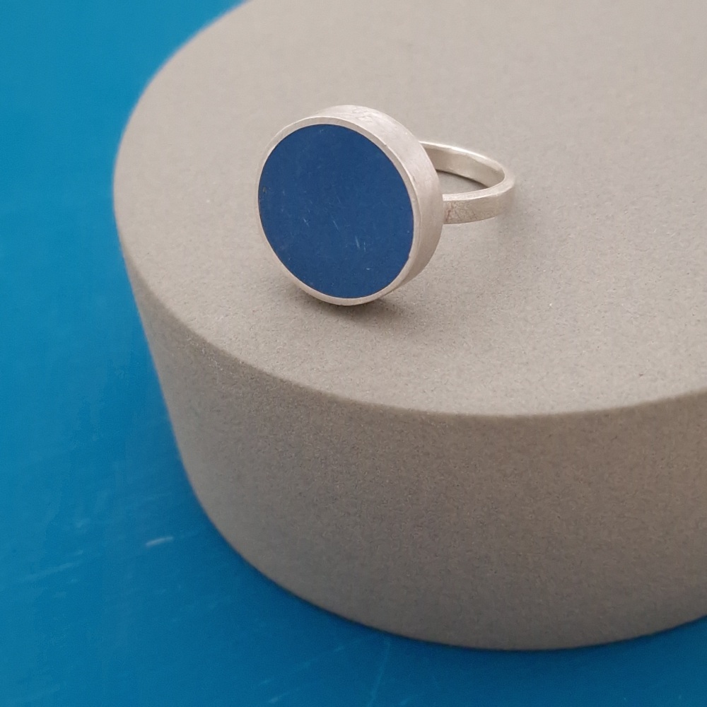 Large Colour Dot Circle Ring in Blue Size Q 1/2